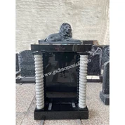 Keeratud sammaste varikatuse mälestusmärk