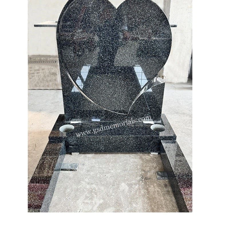Heart With Kerbset Memorial