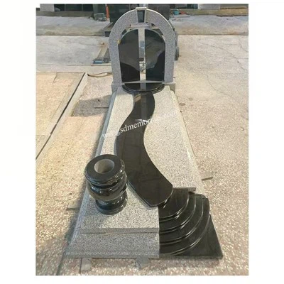 Musta väravate varikatuse mälestusmärk